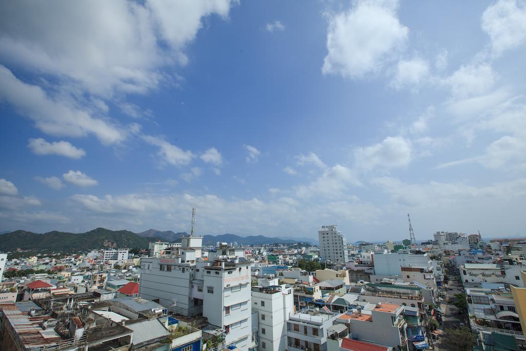 Den Long Do Hotel Nha Trang Bagian luar foto