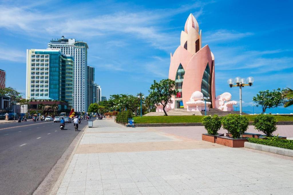 Den Long Do Hotel Nha Trang Bagian luar foto