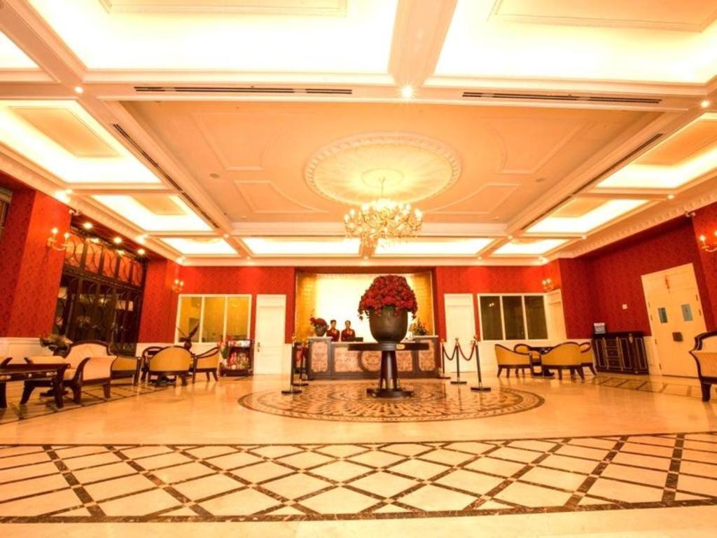 Den Long Do Hotel Nha Trang Bagian luar foto