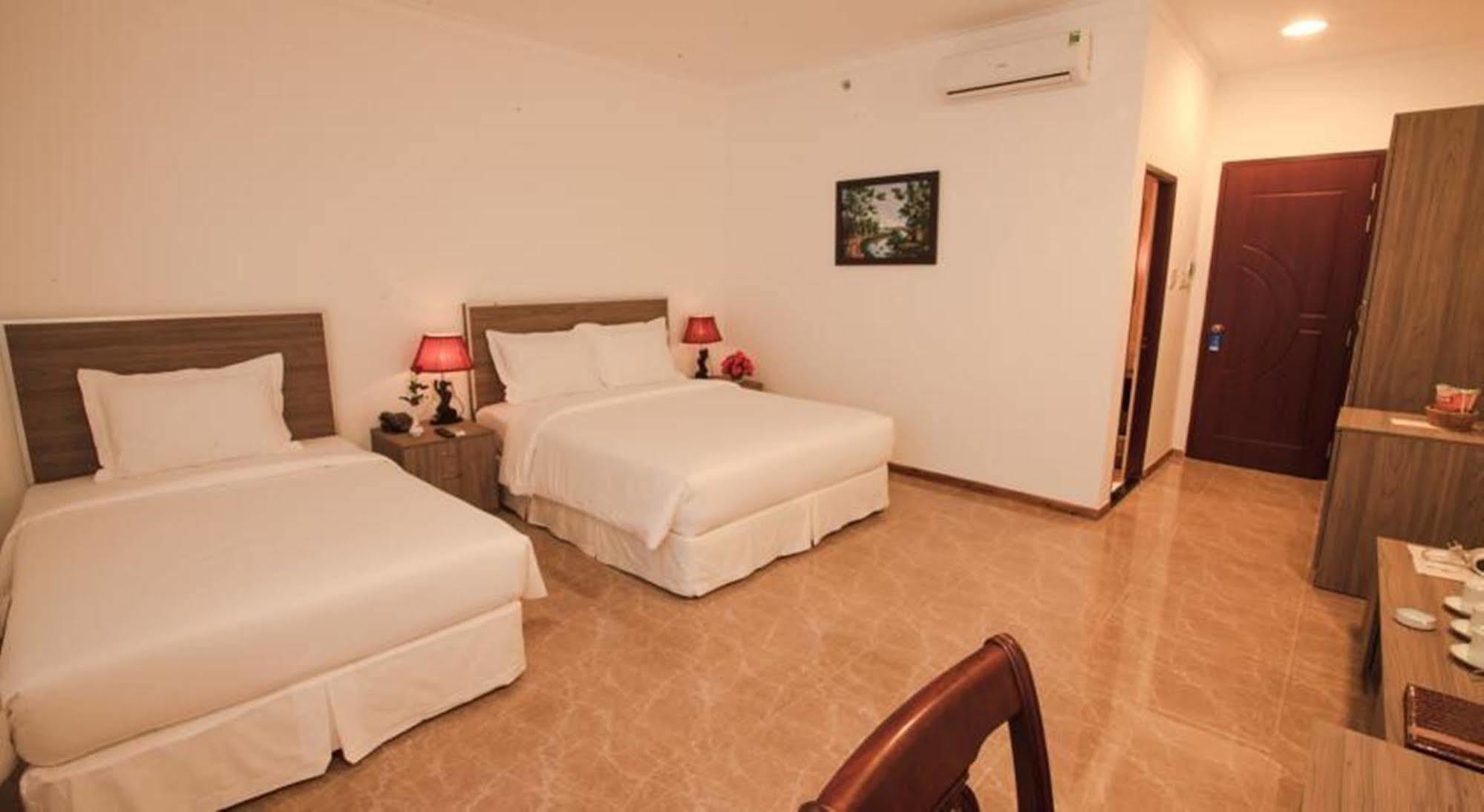 Den Long Do Hotel Nha Trang Bagian luar foto