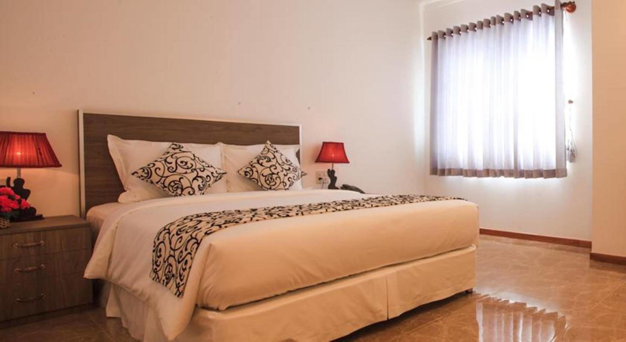Den Long Do Hotel Nha Trang Bagian luar foto