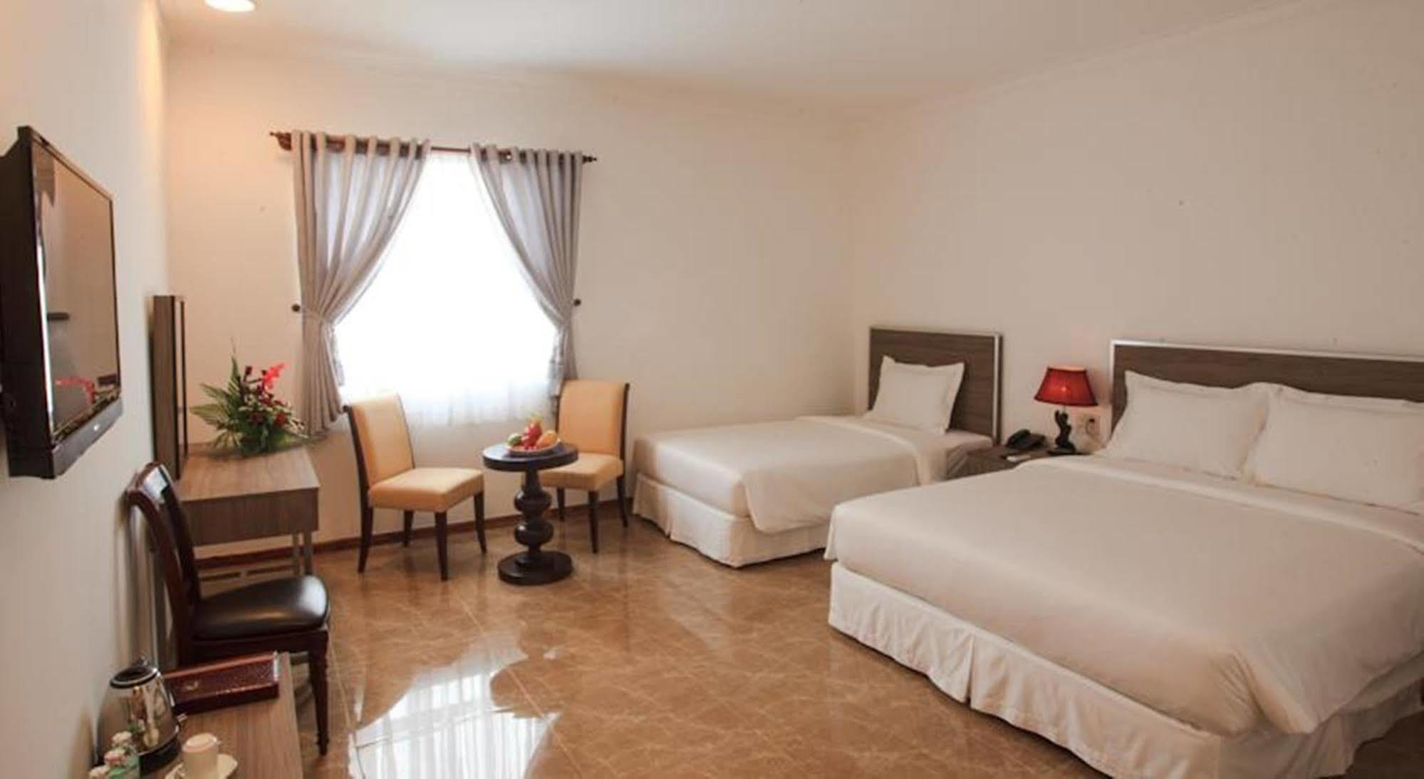 Den Long Do Hotel Nha Trang Bagian luar foto